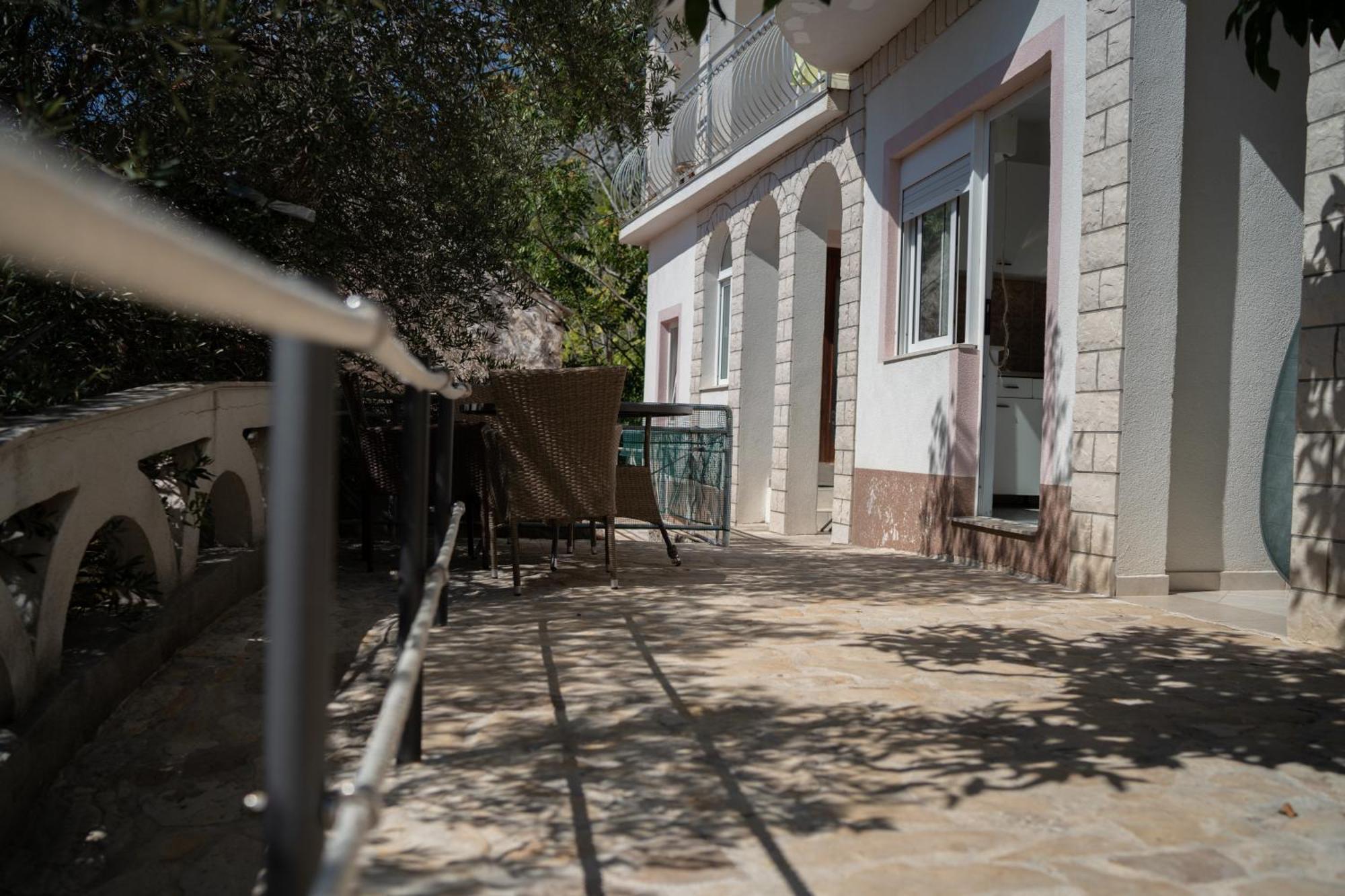 זיווגוסצה Apartments Maestral מראה חיצוני תמונה